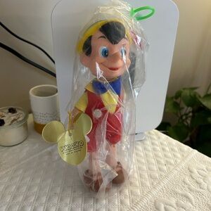 Vtg Disney Pinocchio plastic doll